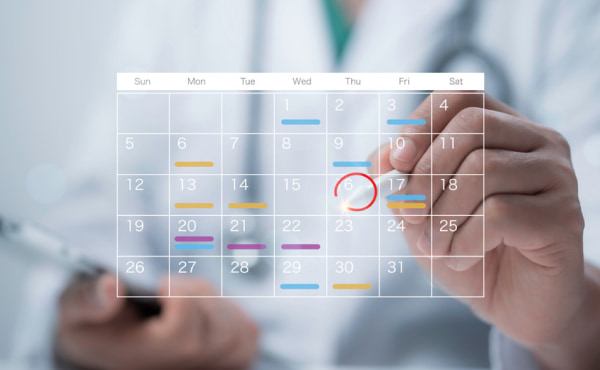 クリニックで予約システムを導入するメリットとは?選定時のポイントも解説