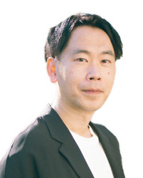 新居 祐介さん